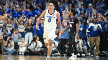 No. 15 Creighton stuns top-ranked UConn to grab dominant 19-point win