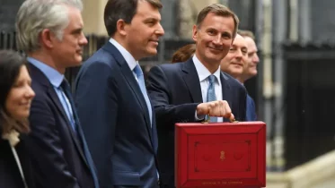 UK government to deliver crucial pre-election budget announcements with economy in recession